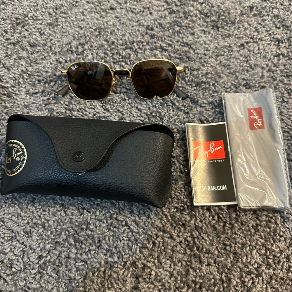 New Authentic RAY-BAN RB3664 001/33 Gold Sunglasses Brown Gradient Lenses